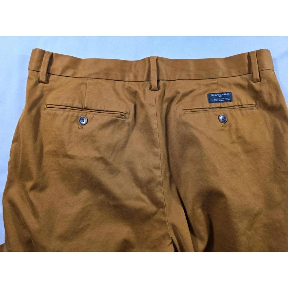 Banana Republic Mason Athletic Tapered Stretch Chino Pants Mens 36x34 Fits 36x33